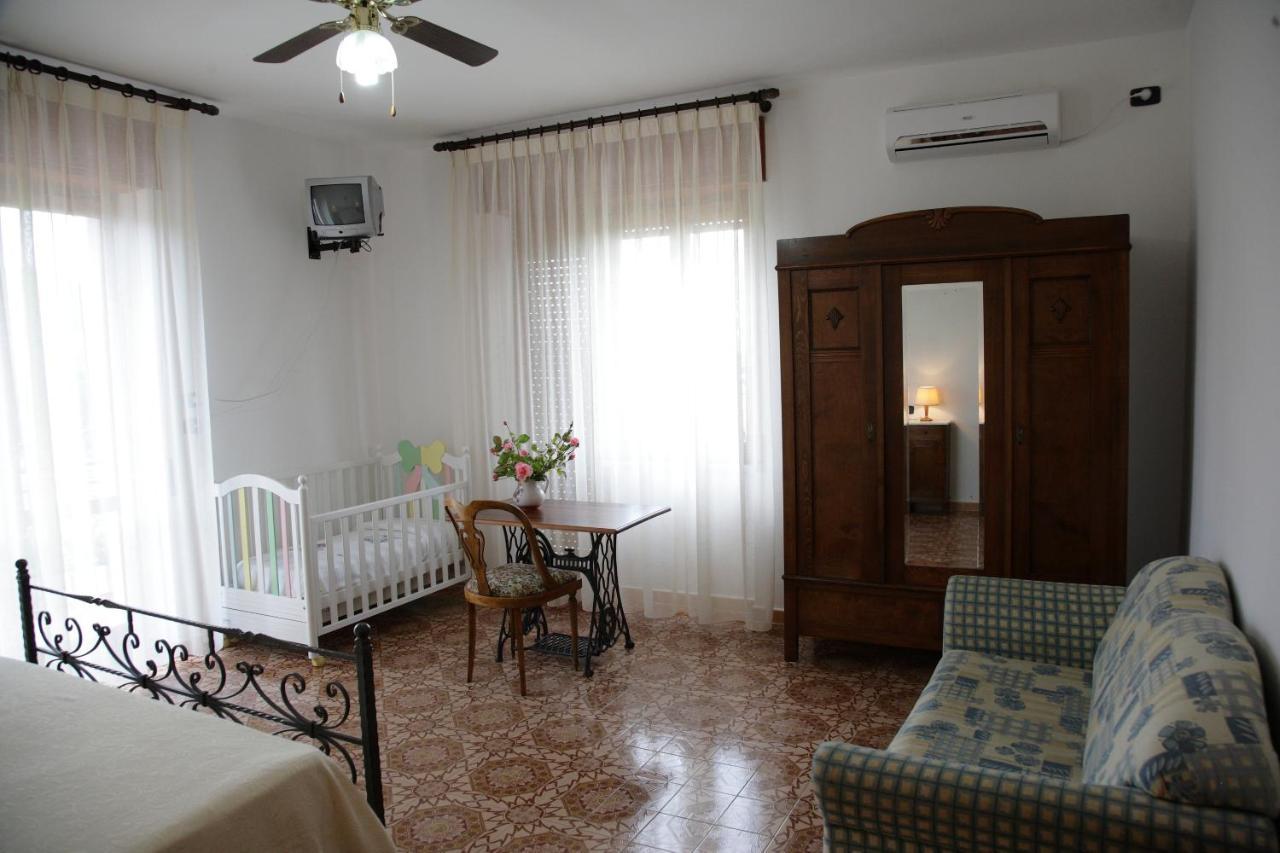 كاباتشو - بايستوم B&B La Porta Del Cilento المظهر الخارجي الصورة