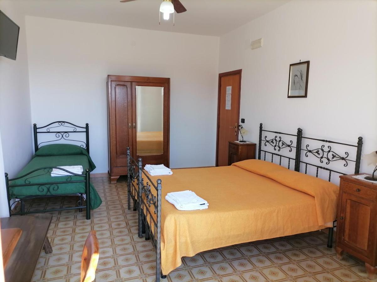 كاباتشو - بايستوم B&B La Porta Del Cilento المظهر الخارجي الصورة