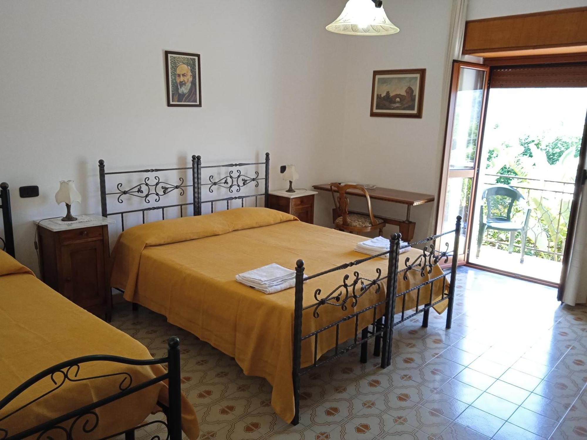 كاباتشو - بايستوم B&B La Porta Del Cilento المظهر الخارجي الصورة